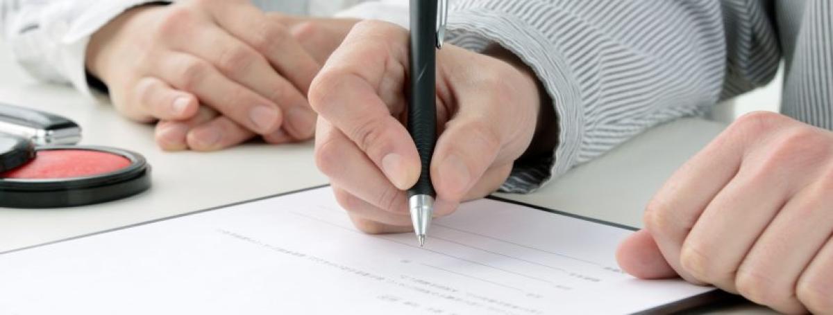 抗弁権とは？保証人には認められ連帯保証人には認められていない
